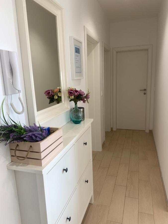 Albatros Apartment Trogir Bagian luar foto